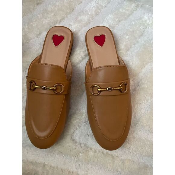 Women's Brown Leather Slip-On Mules Size 7.5 w/ Buckle & Heart Accent - Picture 3 of 8